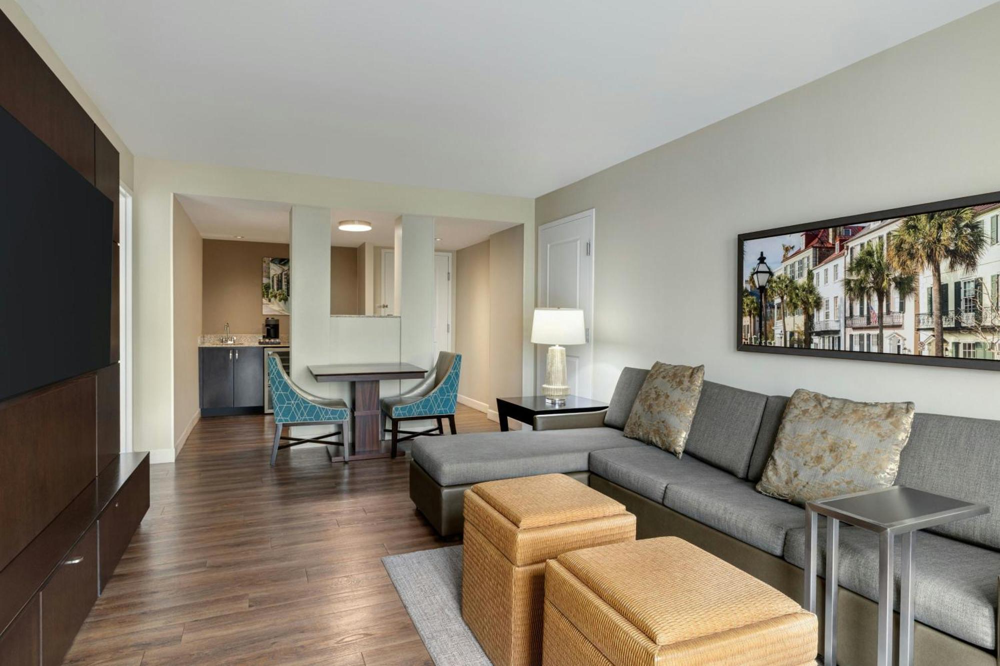 Hotel Courtyard By Marriott Charleston Historic District Zewnętrze zdjęcie
