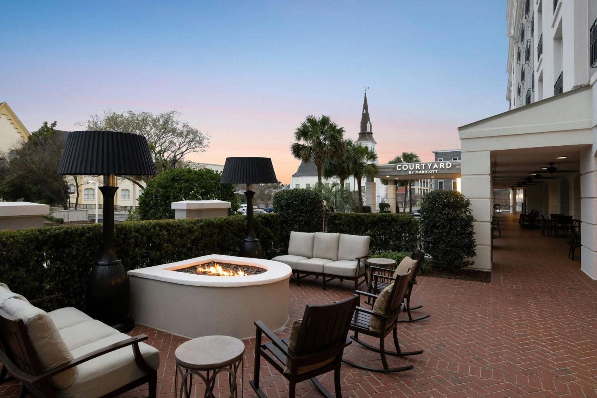 Hotel Courtyard By Marriott Charleston Historic District Zewnętrze zdjęcie