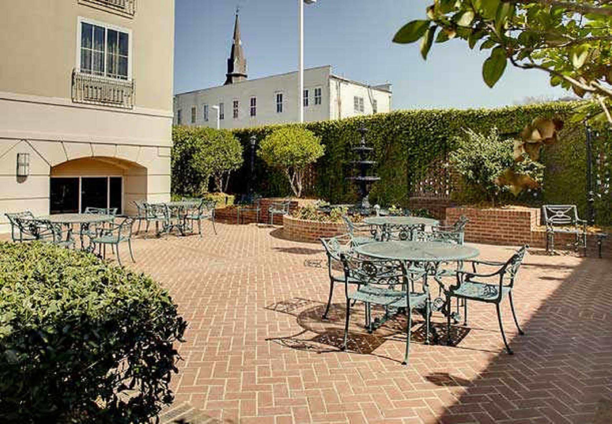 Hotel Courtyard By Marriott Charleston Historic District Zewnętrze zdjęcie