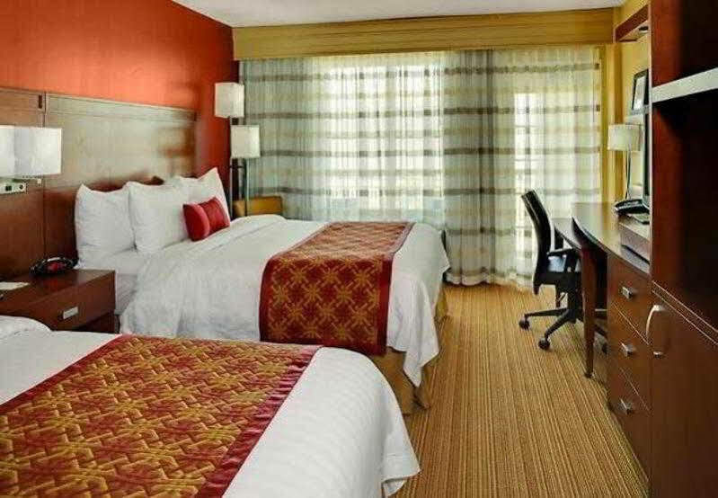 Hotel Courtyard By Marriott Charleston Historic District Zewnętrze zdjęcie
